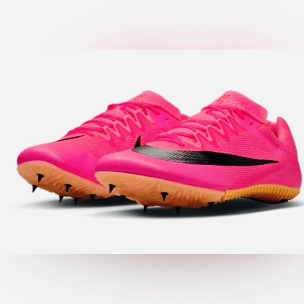 Men’s 11 Nike Rival Sprint spikes